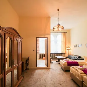 2* Casa de hóspedes Hotelpension Margrit